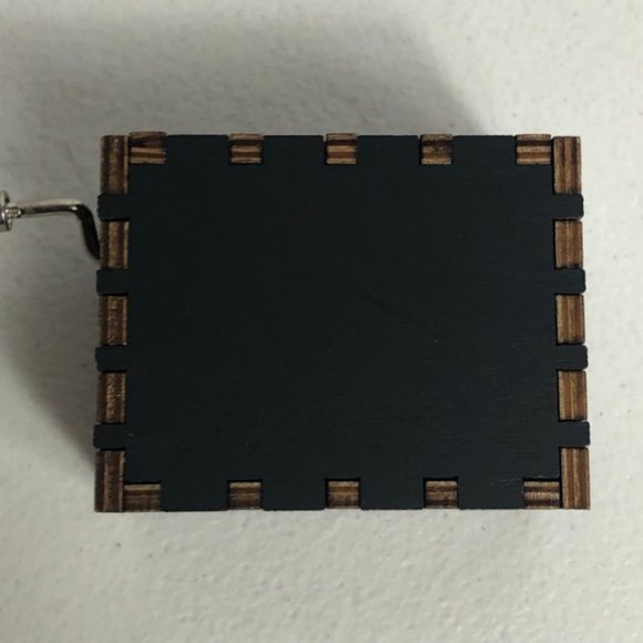 Nightmare Before Christmas Jack + Sally Fireworks Hand Crank Wooden Music Box - Picture 8 of 10